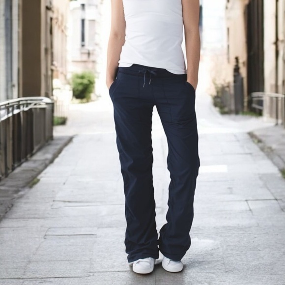 lululemon athletica Pants - Lululemon Studio Pant II Liner (Regular) in Inkwell Sz 4